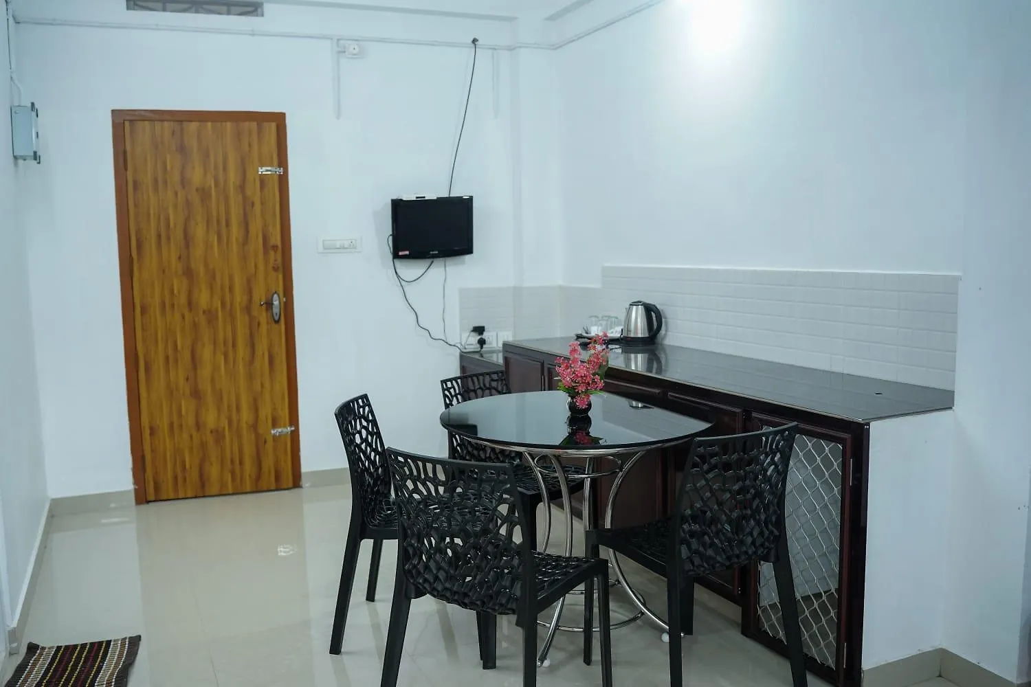 Blueway Hotel Munnar 2*,