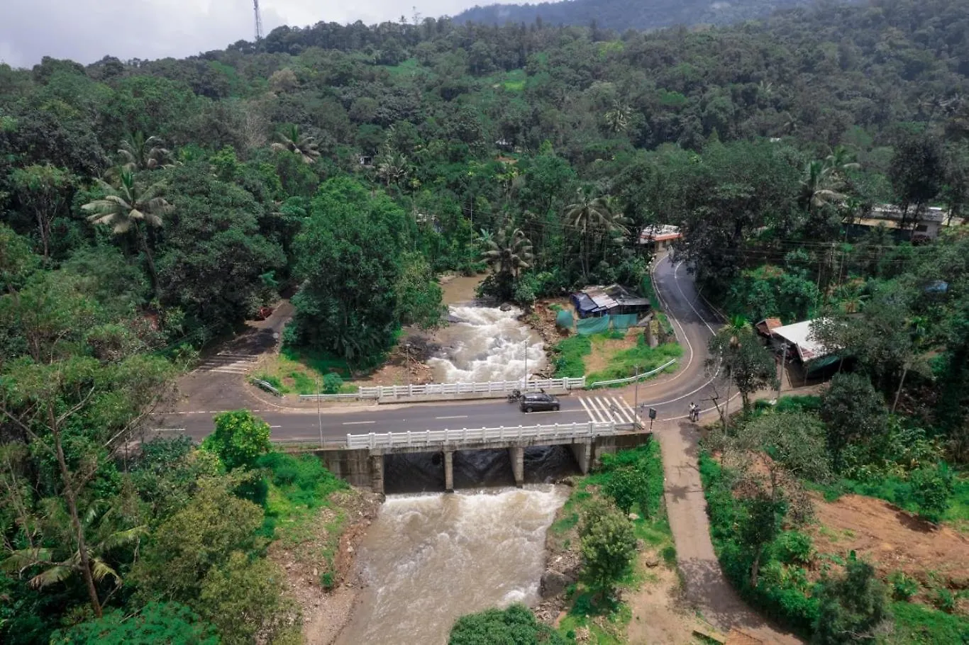 Blueway Hotel Munnar 2*,  Indie
